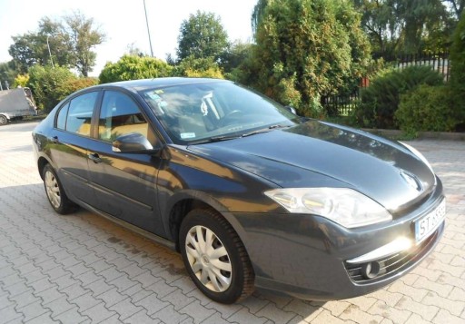 Renault Laguna III Hatchback 2.0 dCi 130KM 2007