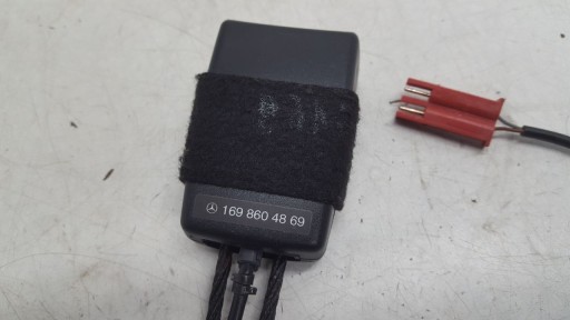 Zapinka supports right front Mercedes W169 3D