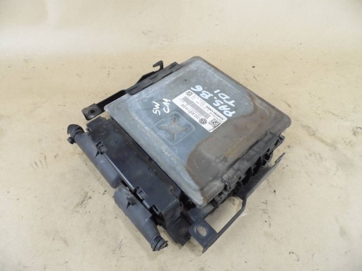 Контролер двигуна volkswagen passat b6 03g906018em