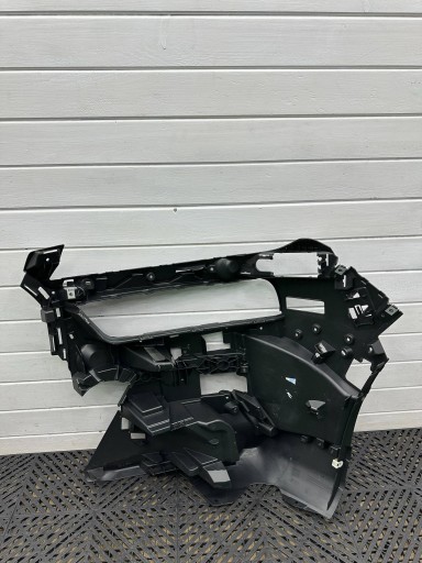bumper bracket of the front front BMW 7 G70 5A67222