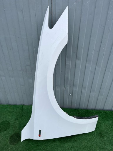 Крило передне праве audi a7 c8 4k8 біле ly9c