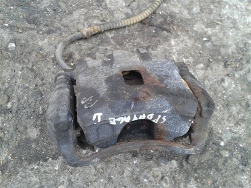 ПЕРЕДНИЙ ПРАВЫЙ ЗАЖИМ KIA SPORTAGE II 2.0 CRDI 140