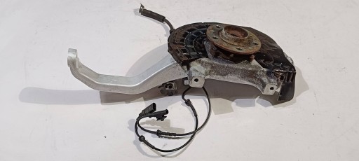 swing of the pivot wheels front of the front left Maserati Quattroporte VI 2013