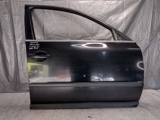 door right front Volkswagen Passat B5 lift k: LC9Z