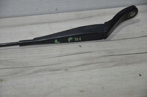 wiper arm left EU Partner III lift 13r
