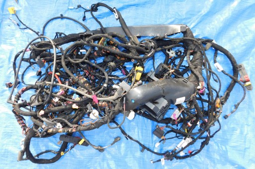 LEON IV 5F 1.4 TSI ГИБРИДНЫЙ АВТОМОБИЛЬ, УСТАНОВКА В ИНТЕРЬЕРЕ, БЛОК ПРЕДОХРАНИТЕЛЕЙ