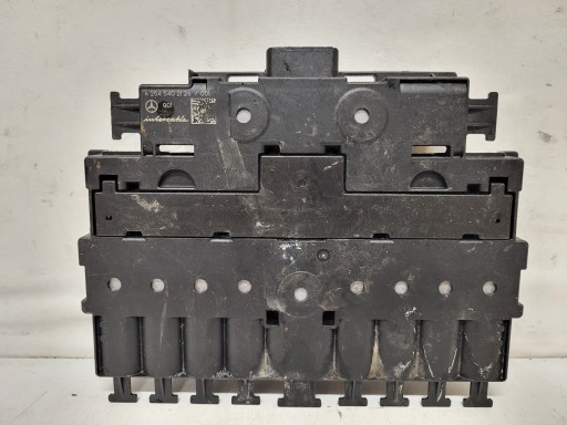 Гніздо запобіжника MERCEDES A2545402126