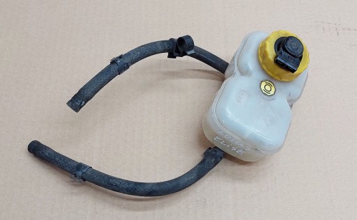 53225902 211611817A - Бачок тормозной жидкости