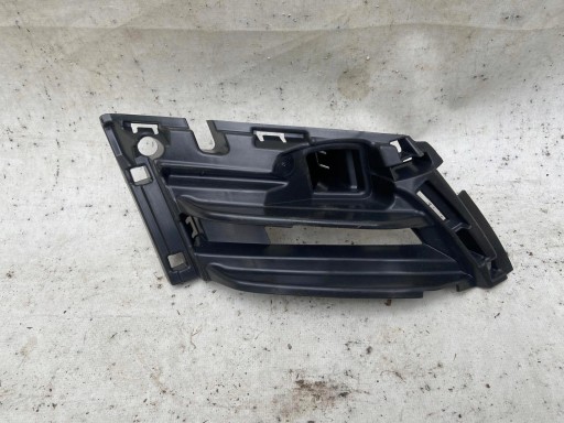 SKODA OCTAVIA III LIFT grille gauche avant avant 5E0807723A