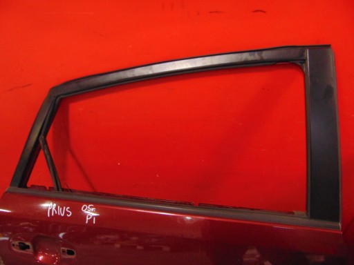 TOYOTA PRIUS 2 II W20 door right rear part rear. 3Q3