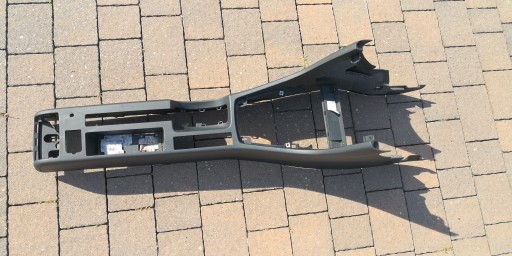 3R0863241 - SEAT EXEO ЦЕНТРАЛЬНЫЙ ТУННЕЛЬ 2DIN