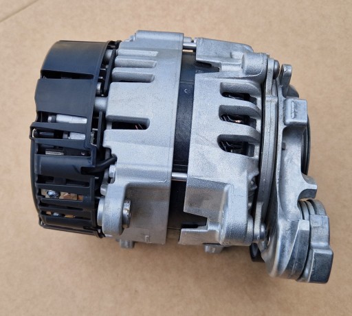 Генератор 04l903018a vw skoda audi як новий оригінал