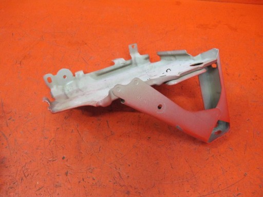 TOYOTA AYGO 2 II B4 C1 II 2 108 držák obal akumulátoru 3P0