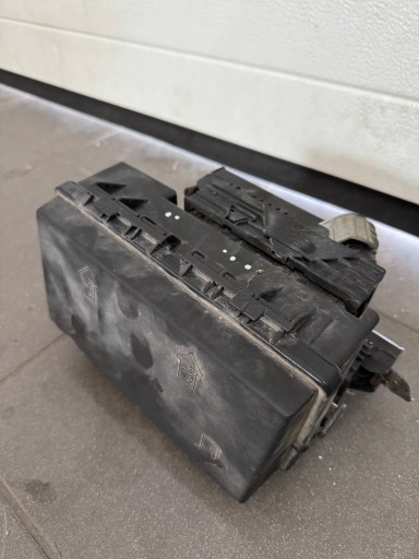 OPEL CORSA D Module fusibles 13217392 EF
