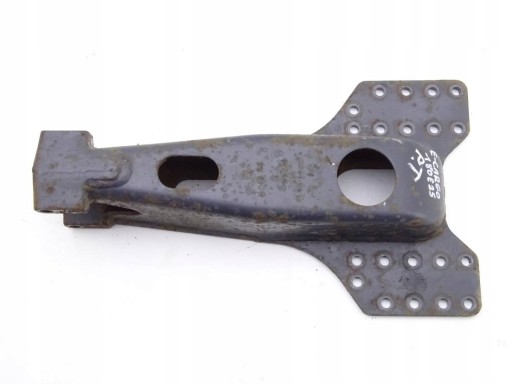 15995 - IVECO EUROCARGO 08 - КРЕПЛЕНИЕ ТЯГИ ЛЕВЫЙ ЗАДНИЙ 22,5