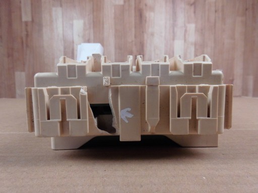Lexus NX NX300H compartment module MPX komfortu 89221-78030 82730-78011
