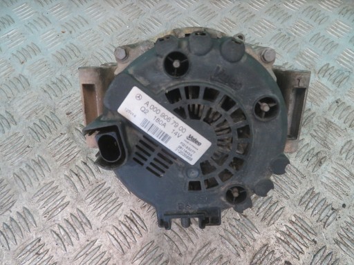 alternator MERCEDES W204 2.2 12R A0009067900 180V
