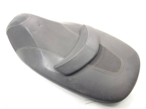 09093Q22210 - METROPOLIS 400 13-18 СИДЕНЬЕ КРЕСЛО ДИВАН