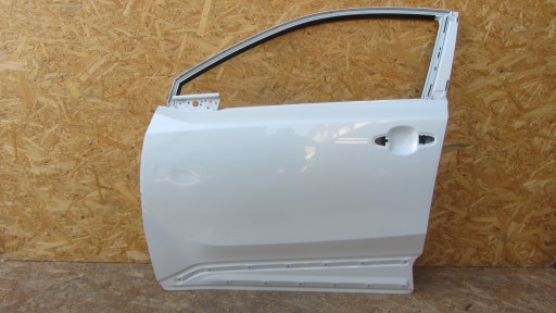 Toyota c-hr chr передняя левая дверь