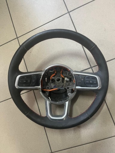 МНОГОФУНКЦІОНАЛЬНЕ РУЛЬМО ГЛАДІАТОР ЧЕРВОНА НИТКА