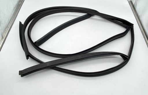 51711944588 - Новий ORG прокладка капота BMW E34