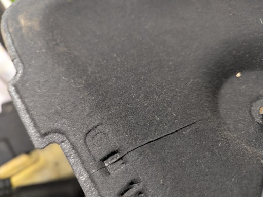 soundproofing bonnets of the engine Opel Meriva B 2011 13360589