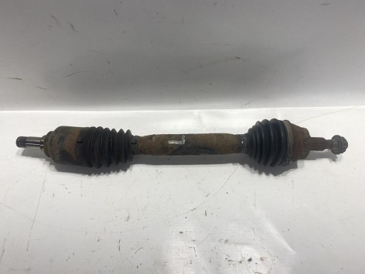 Demi axe Gauche 2.0 Essence MAUNUAL MERCEDES B KLASA W245 05-> Demi axe