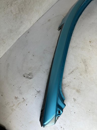 sloupek střešním levý RENAULT CAPTUR II
