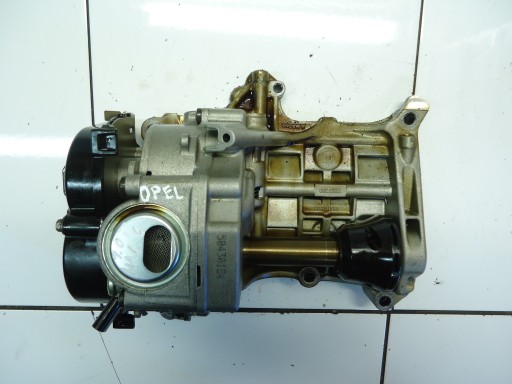 OPEL CORSA E ASTRA K 1.0T B10XFT B10XFL LE1 oil pump 12637360