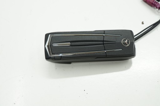 2129068600 2218201811 - Mercedes s w221 08r роз'єм bluetooth модуль a2129068600 a2218201811