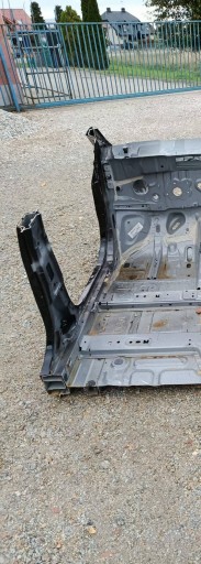 quarter front pillar central side left Renault Twingo E-tech