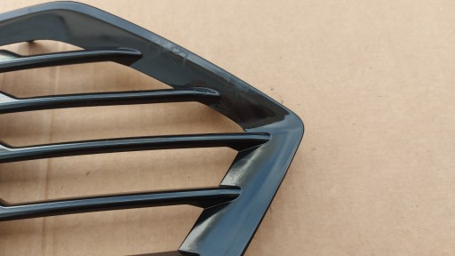 grid spoiler of a bumper right right front front VOLVO XC60 II R-design