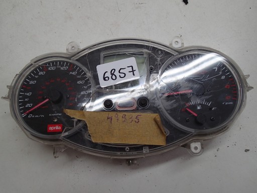 Aprilia SRV 850 счетчик часы