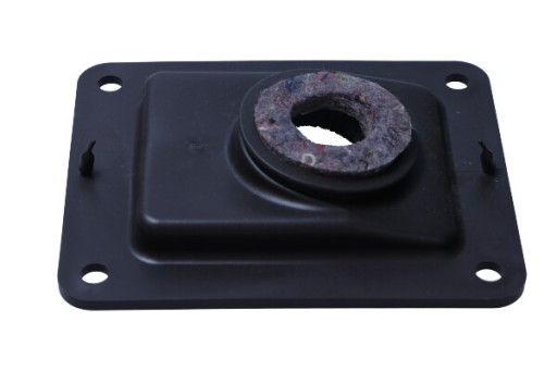 28135-67810 - КРИШКА ВАЖЕЛЯ ПЕРЕКПП SUZUKI GRAN