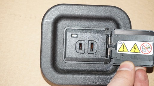 adapter of tension PRADU 115V 150W W166 ML W166 63 AMG 2012 A0008206251
