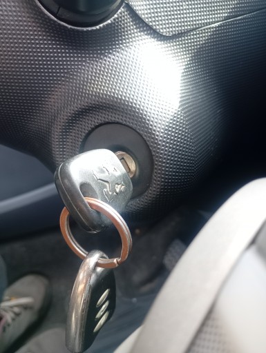 ignition Z KLUCZYKIEM Peugeot 107 FL 08-14 1.0