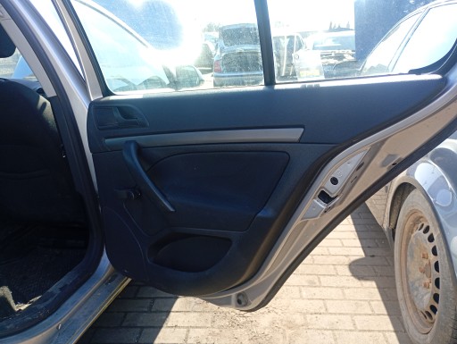 Skoda Octavia II 2 04-10 upholstery right side side right rear rear part