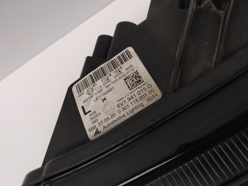 18- Skoda Fabia III lift reflektor light front left zwykly + LED 6V1941015D