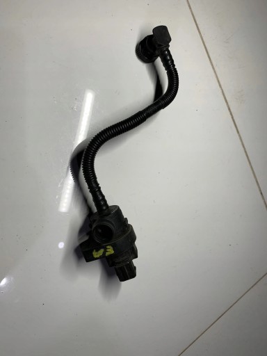 valve vacual 7512582 BMW E87 E90 E91 E92 E93