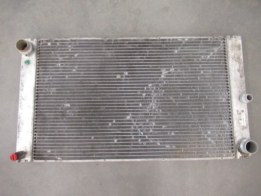 chladič vody BMW 5 E60 E61 2.5 3.0 M57n Diesel automat 7792832