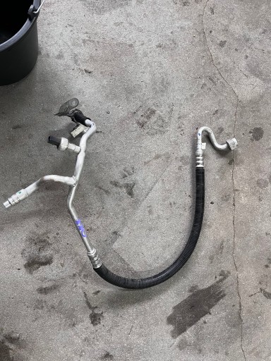 DS7H-19N601FD - 220 FORD EDGE II MK2 ТРУБКА КОНДИЦІОНЕР