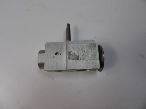BA70952 - BMW G30 G31 Розширювальний клапан кондиціонера