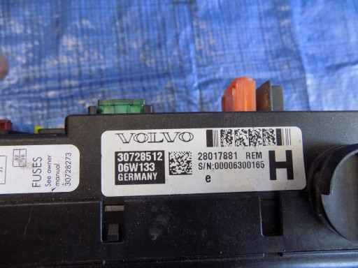 Kasten der Sicherungen VOLVO XC70 4X4 2,4D 04-07
