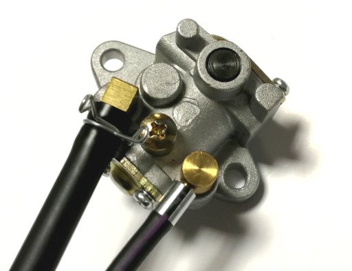 P00942 - НАСОС ДОЗАТОР МАСЛА AM6 YAMAHA DT TZR CPI