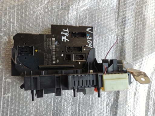 Mercedes c w204 только задний кожух модуля 2049067802