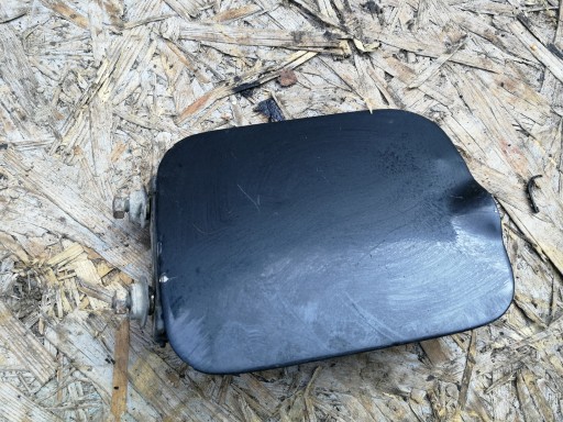 Лючок бензобака + петля BMW E30