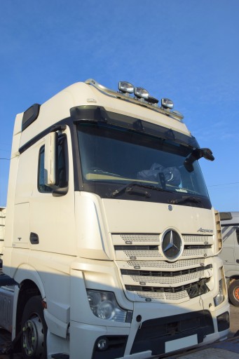 КАБІНА MERCEDES ACTROS MP4 GIGA SPACE