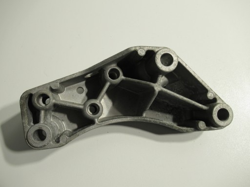 VW Seat Skoda 1.4 TSI gearbox mounting 5N0199117