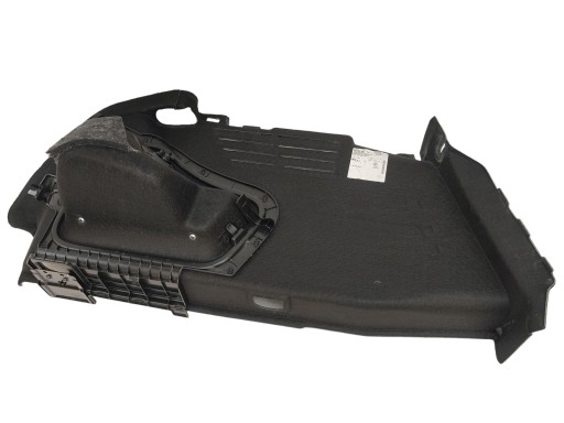 bok tapacír kufru pravý AUDI A5 F5 8W COUPE 8W6863880