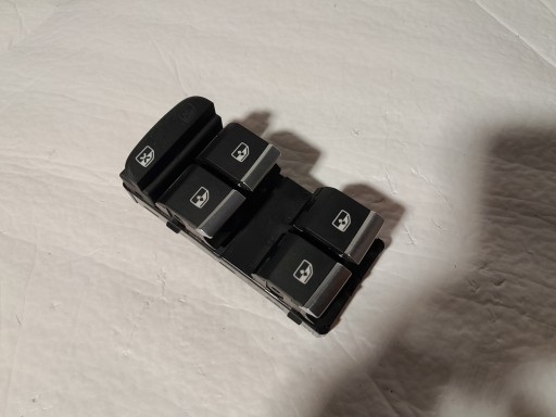 AUDI A4 B9 switch lifting of the window 8W0959851E